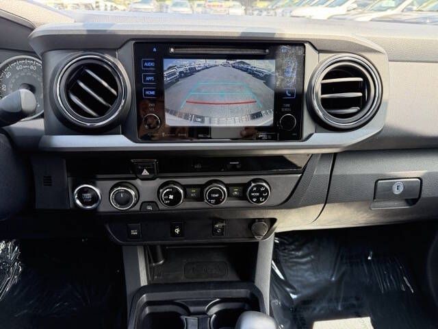 Photo 17 of this TOYOTA TACOMA TRD OFF