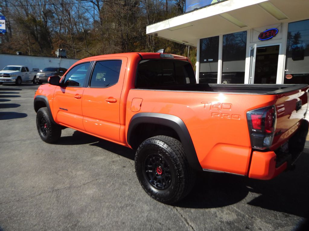 Photo 7 of this TOYOTA TACOMA