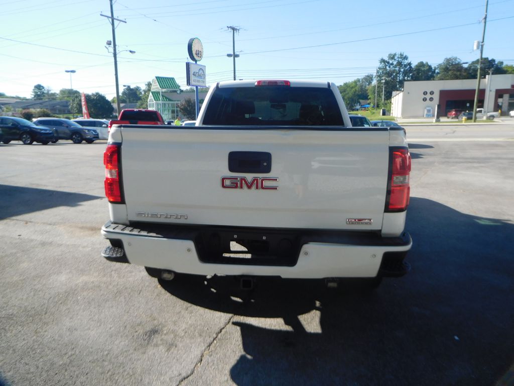 Photo 5 of this GMC SIERRA