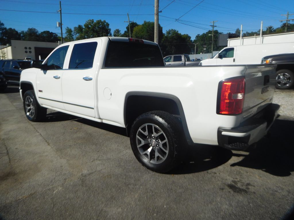 Photo 6 of this GMC SIERRA