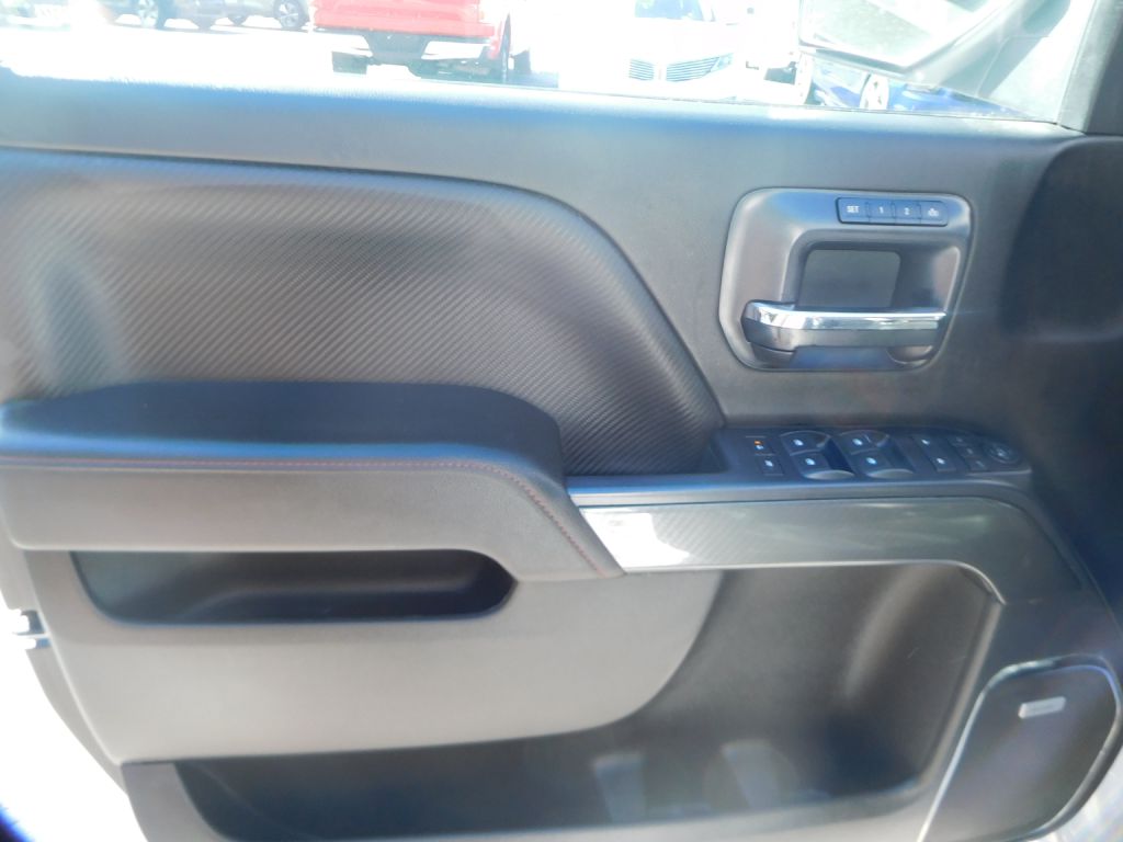 Photo 10 of this GMC SIERRA