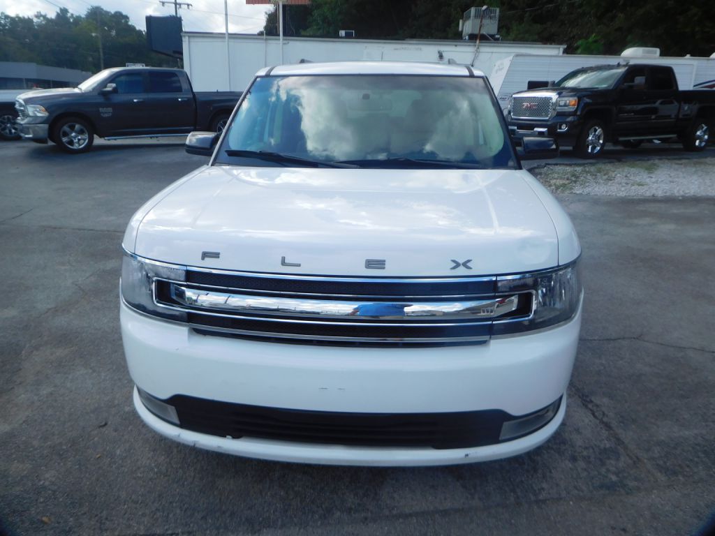 Photo 2 of this FORD FLEX