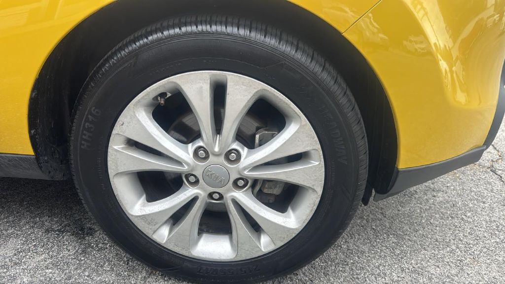 Photo 9 of this KIA SOUL