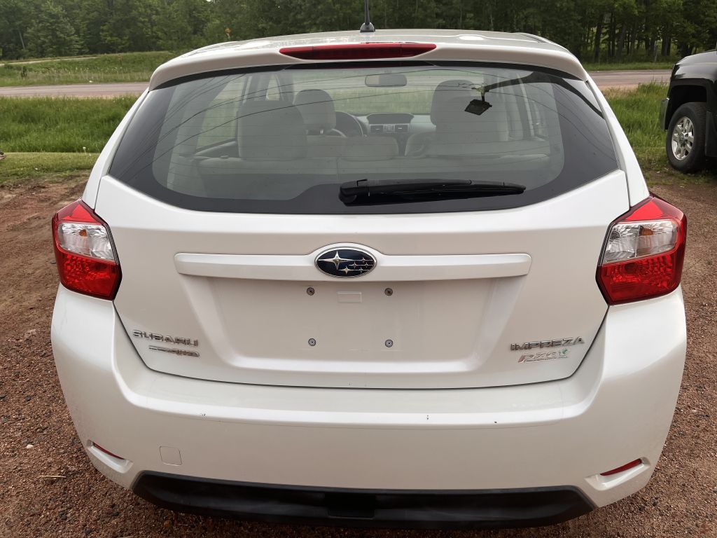 Photo 4 of this SUBARU IMPREZA
