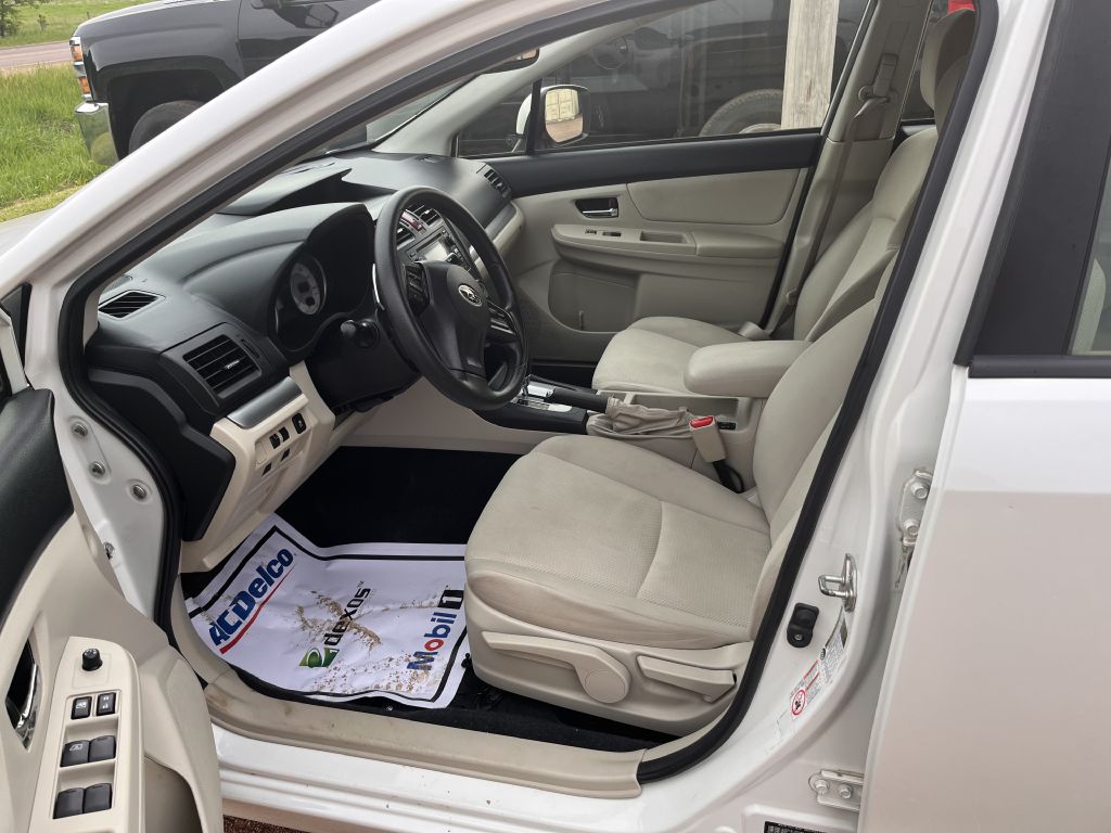 Photo 5 of this SUBARU IMPREZA