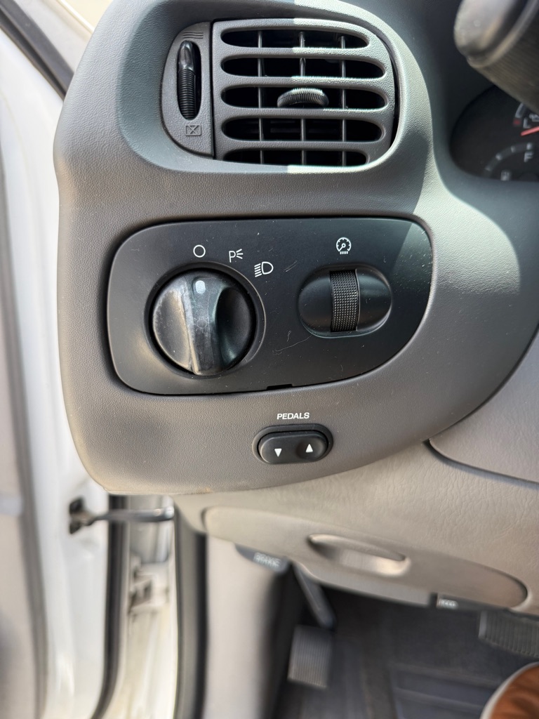Photo 12 of this FORD F150