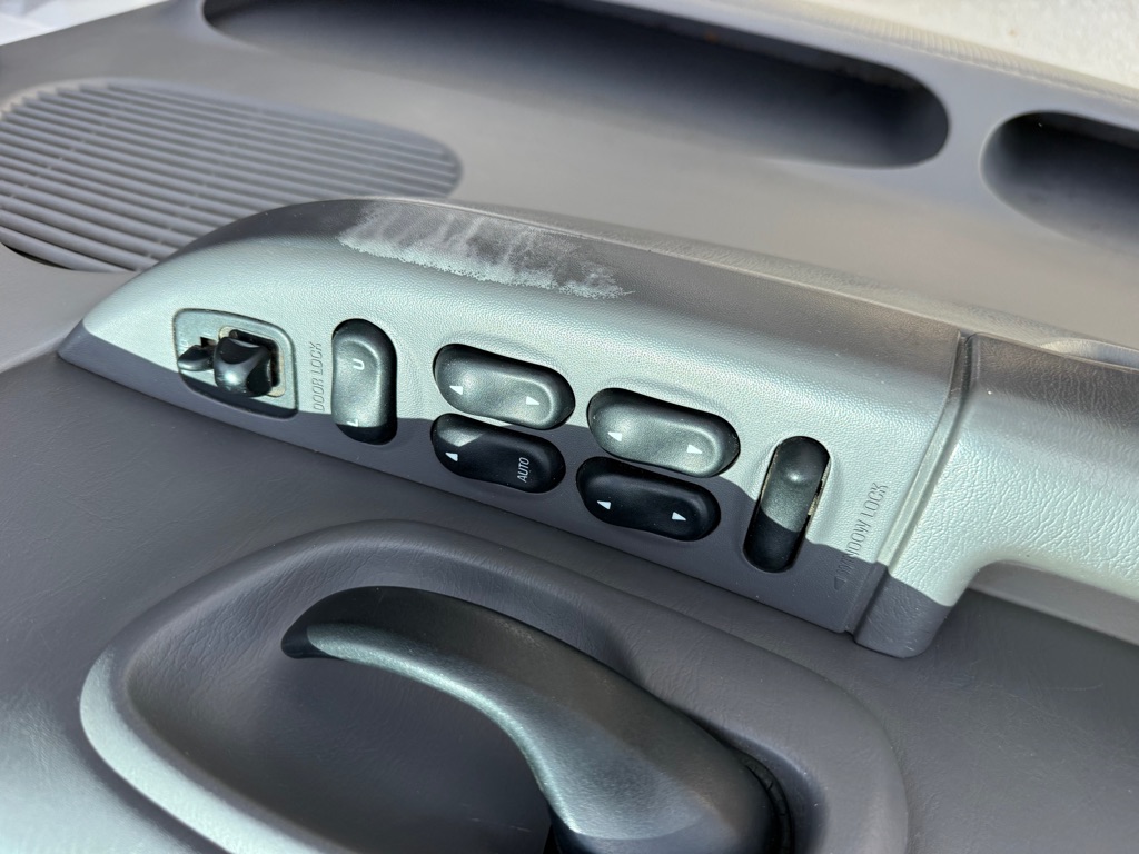 Photo 11 of this FORD F150