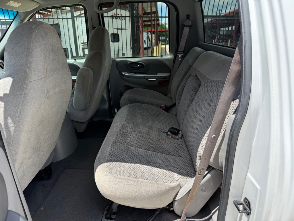 Photo 9 of this FORD F150