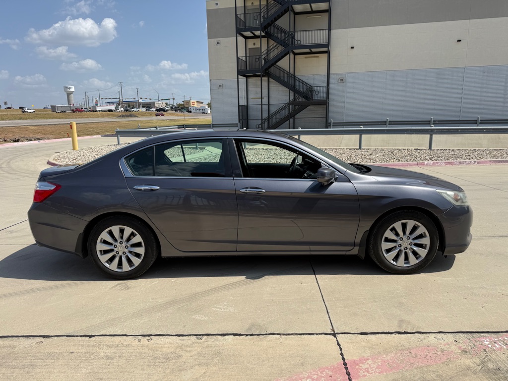 Photo 6 of this HONDA ACCORD
