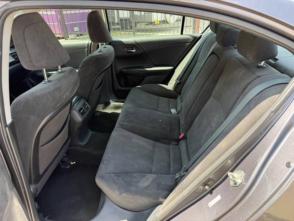 Photo 9 of this HONDA ACCORD