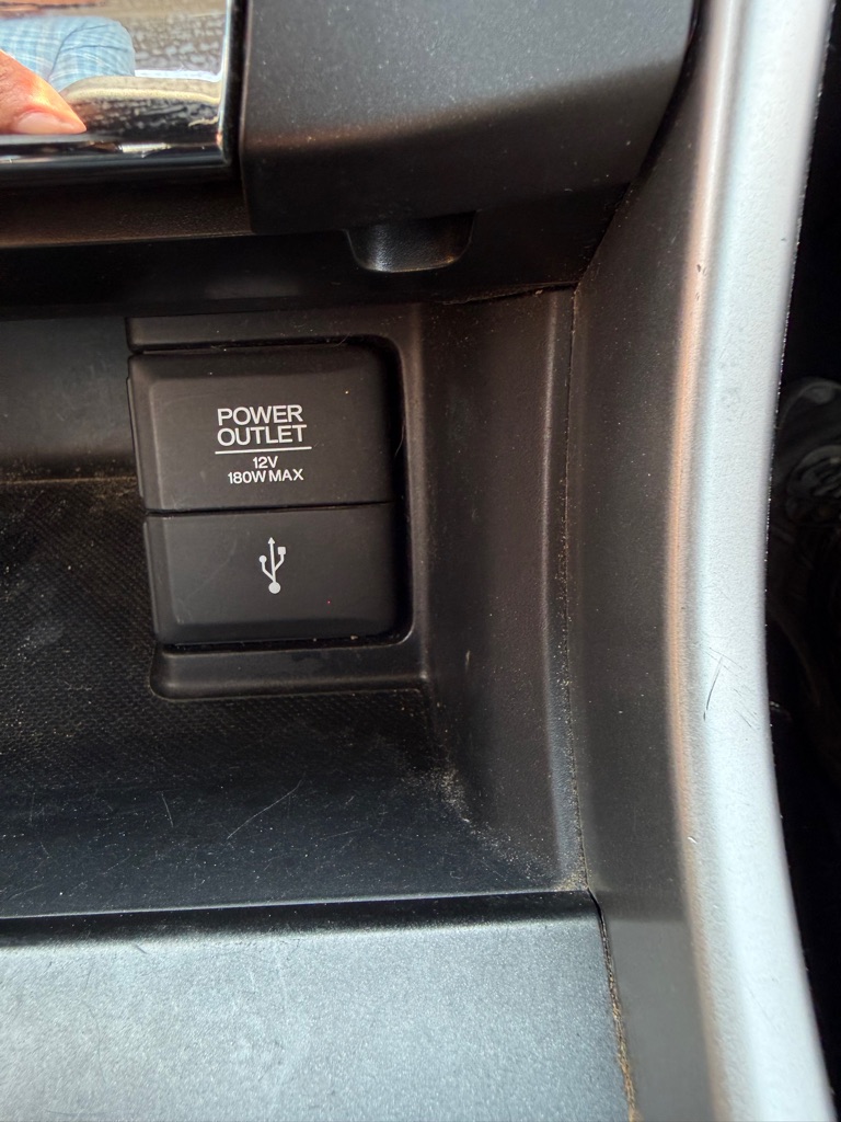Photo 17 of this HONDA ACCORD