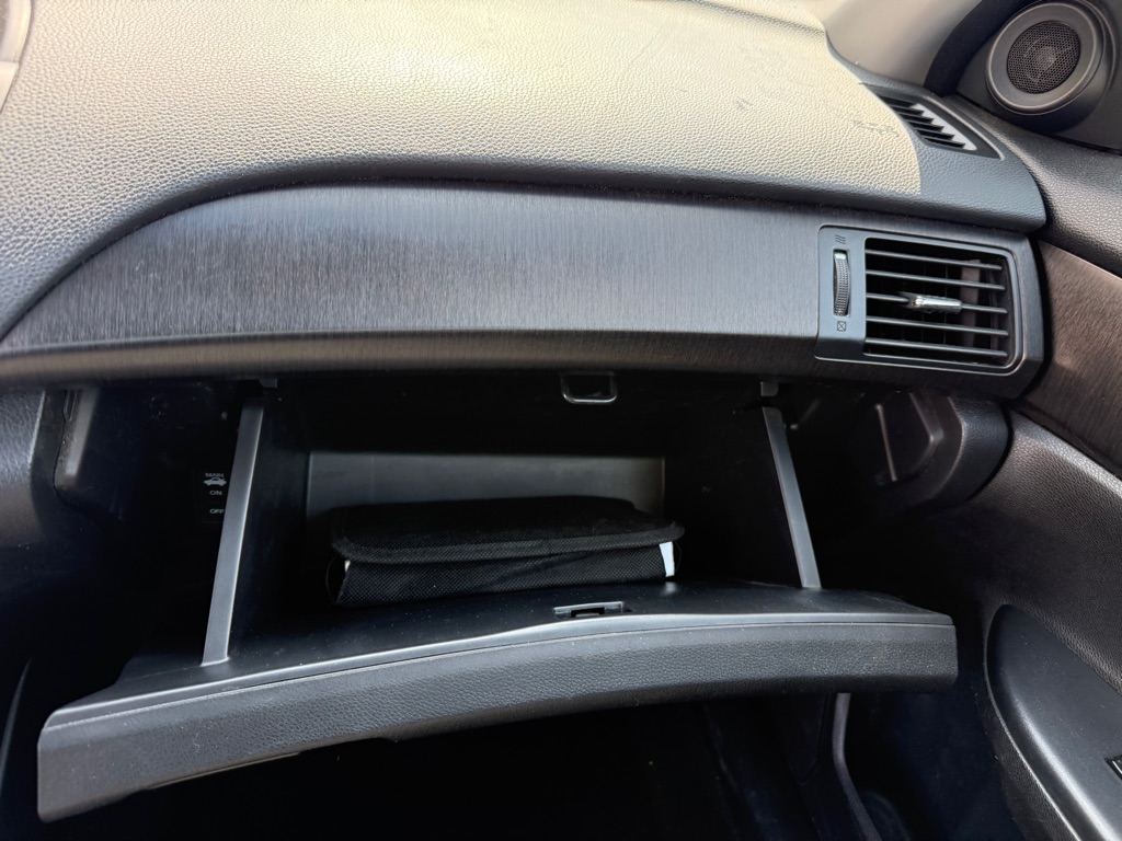 Photo 13 of this HONDA ACCORD