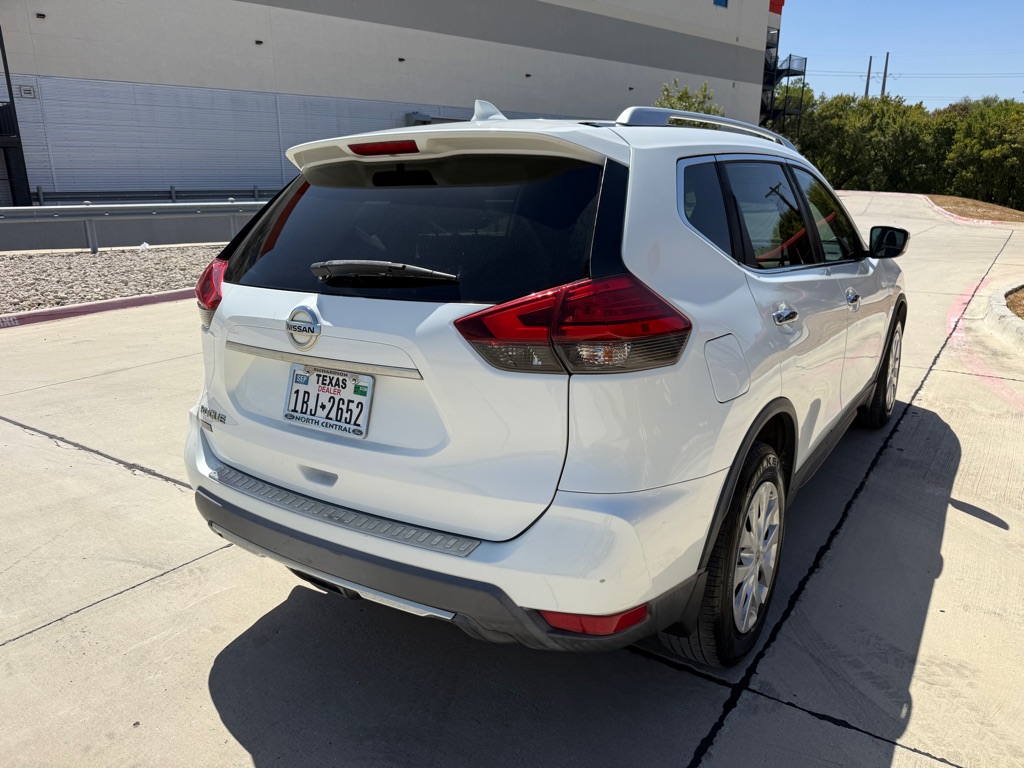 Photo 4 of this NISSAN ROGUE
