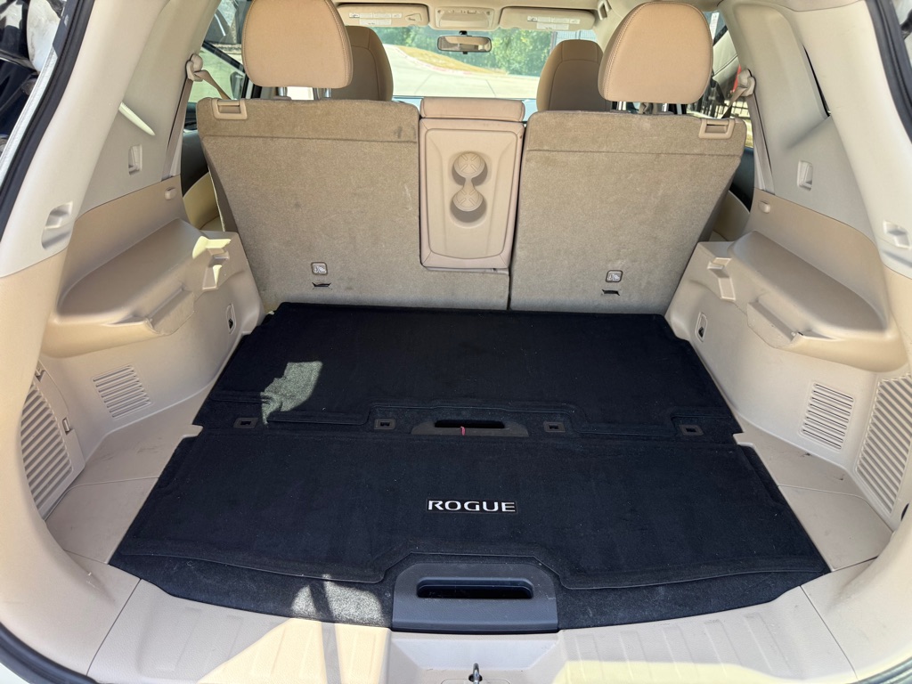 Photo 11 of this NISSAN ROGUE