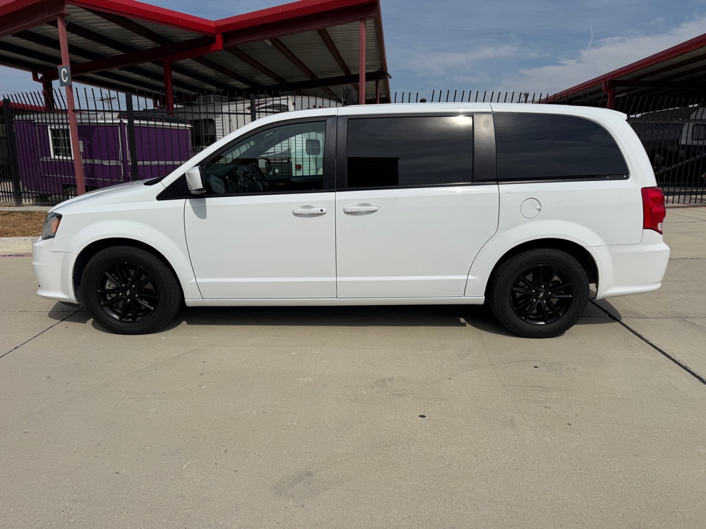 Photo 2 of this DODGE GRAND CARAVAN