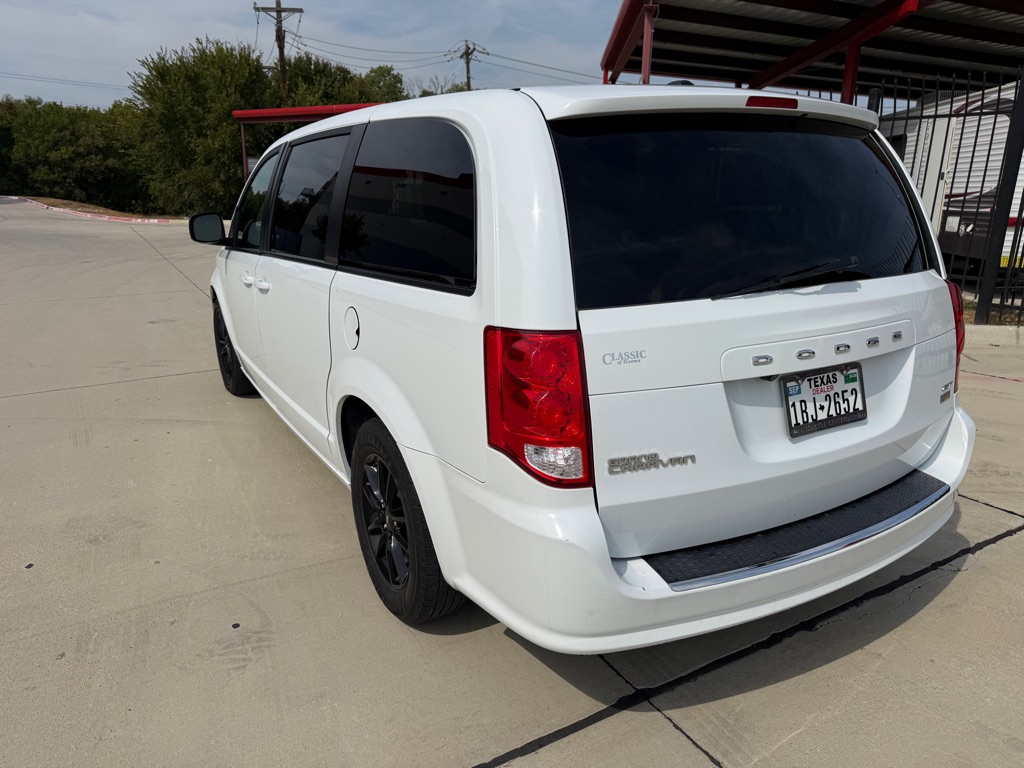 Photo 3 of this DODGE GRAND CARAVAN