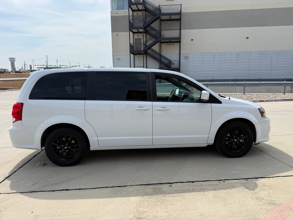 Photo 5 of this DODGE GRAND CARAVAN