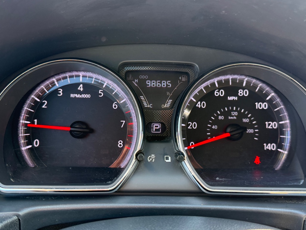Photo 17 of this NISSAN VERSA