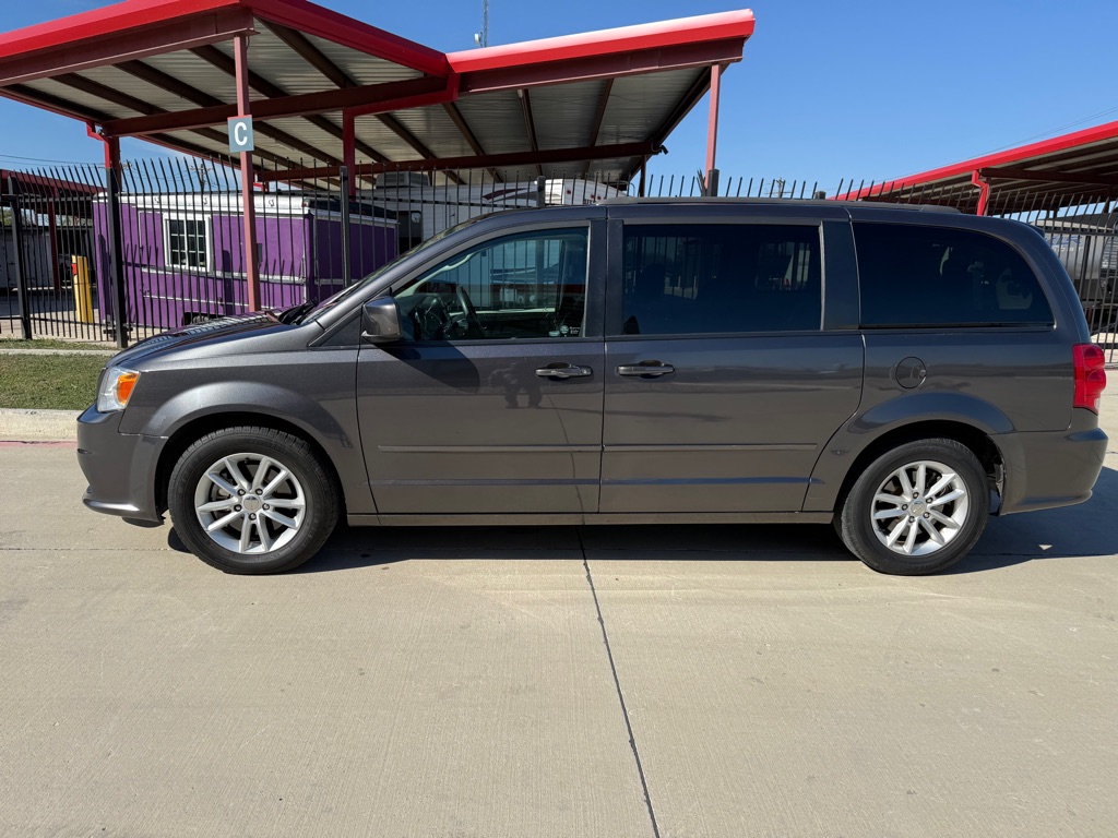 Photo 2 of this DODGE GRAND CARAVAN