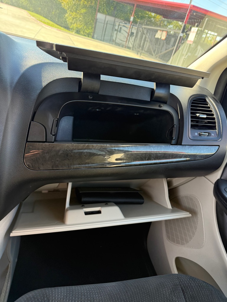 Photo 17 of this DODGE GRAND CARAVAN
