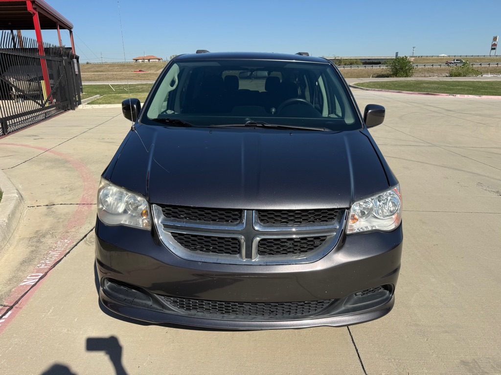 Photo 7 of this DODGE GRAND CARAVAN