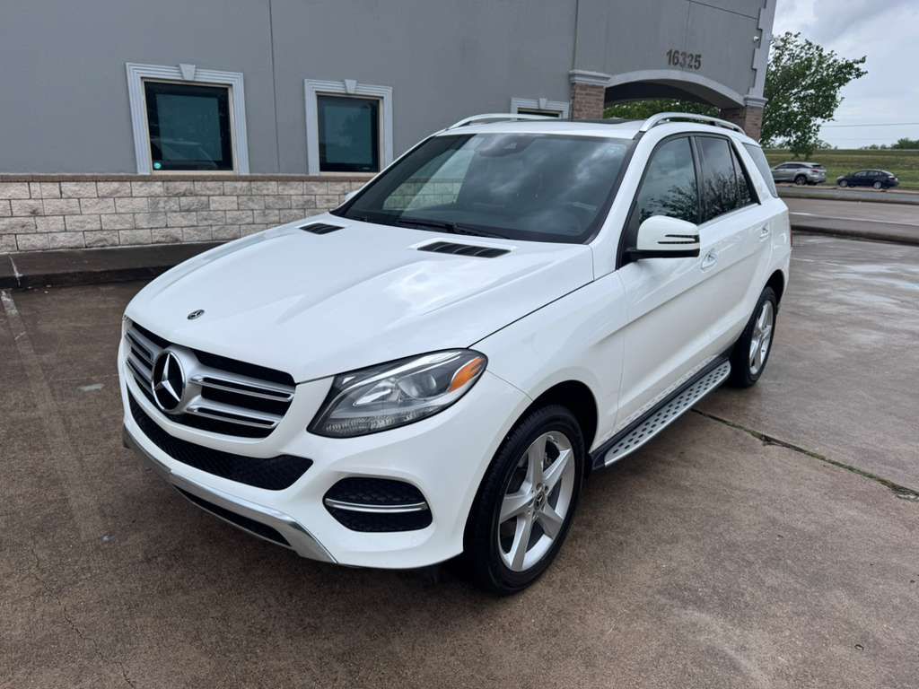 Photo 8 of this MERCEDES-BENZ GLE