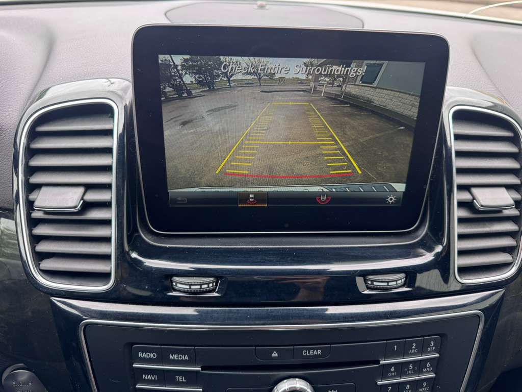 Photo 18 of this MERCEDES-BENZ GLE