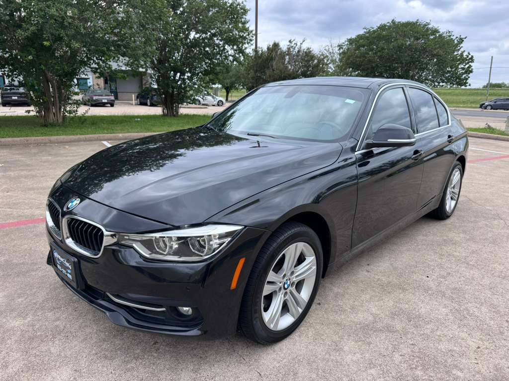 Photo 8 of this BMW 330