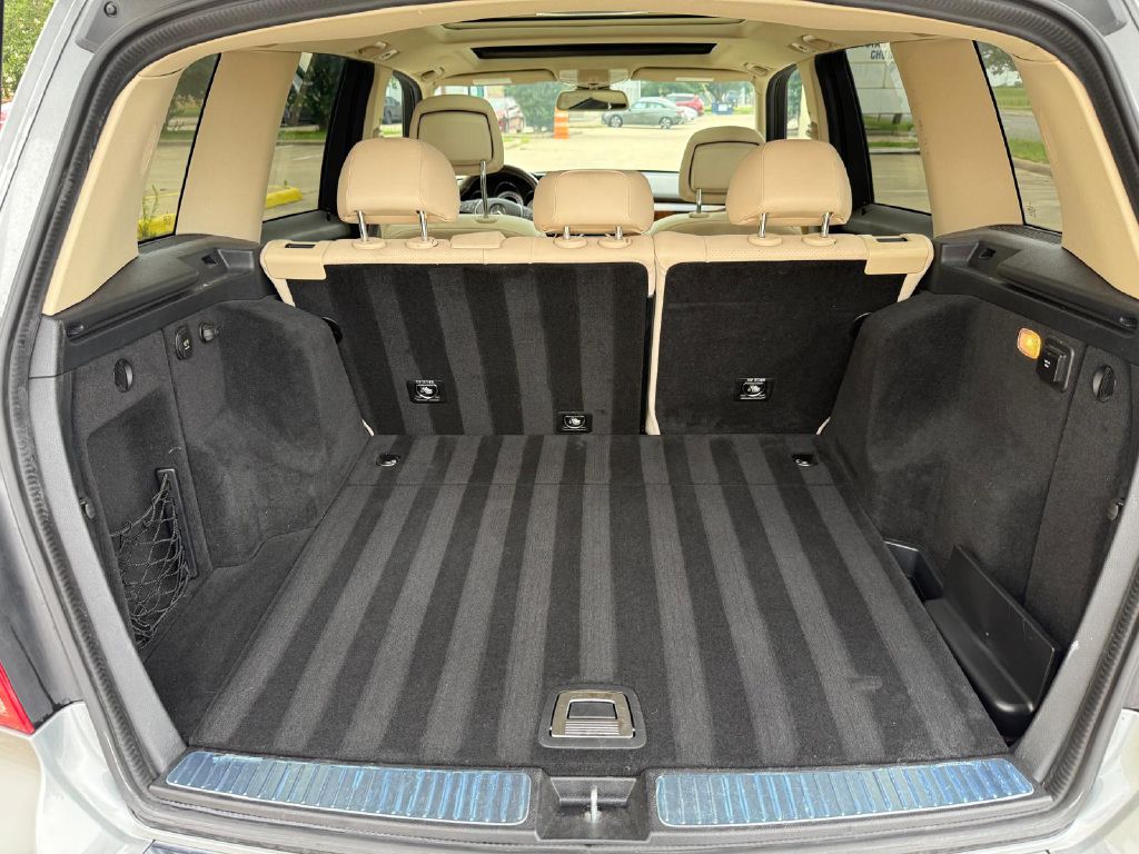 Photo 14 of this MERCEDES-BENZ GLK