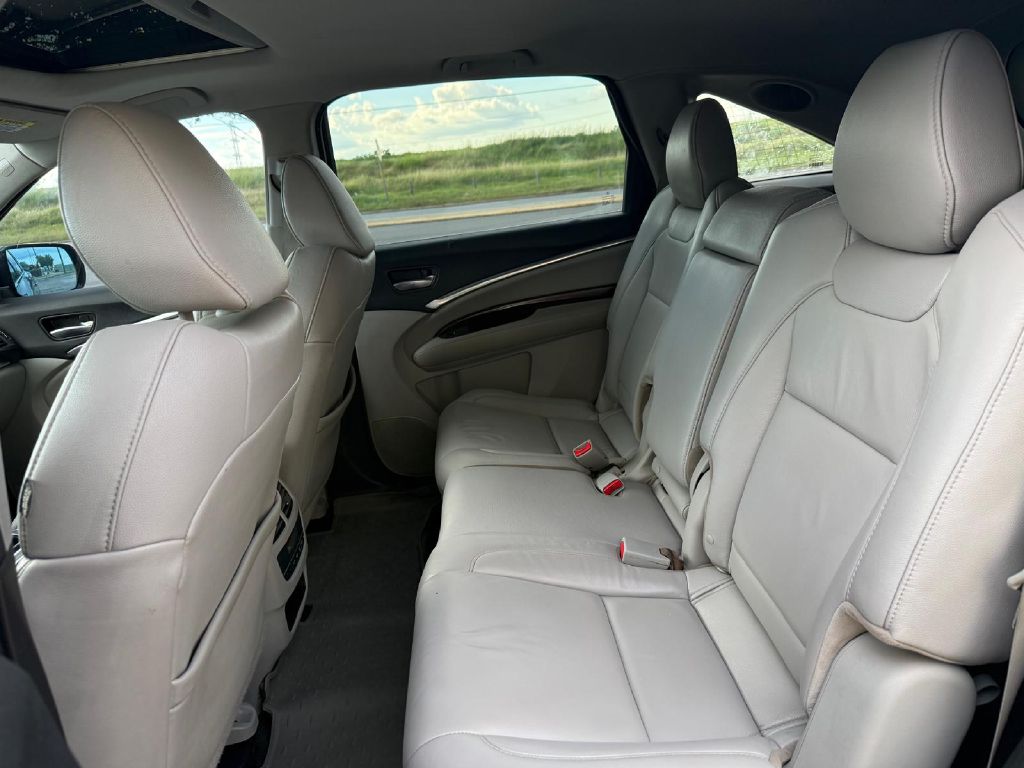 Photo 12 of this ACURA MDX