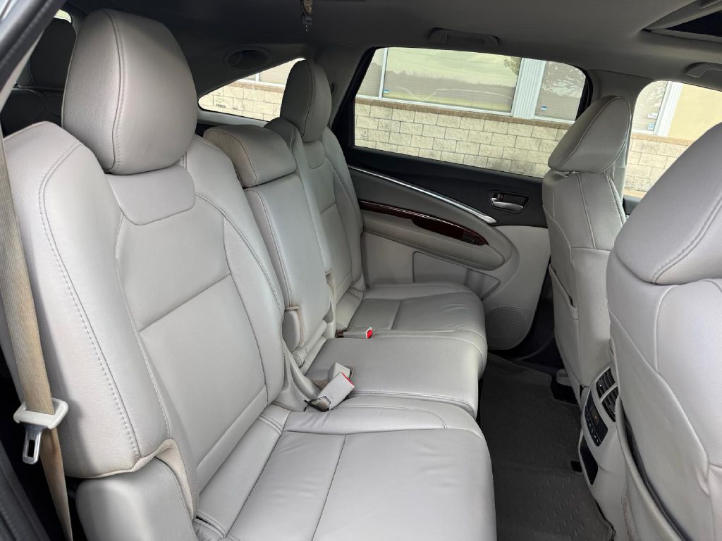 Photo 14 of this ACURA MDX
