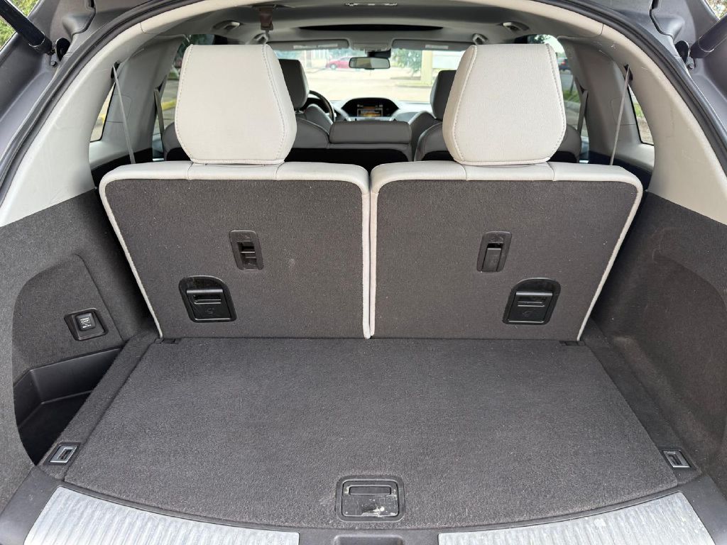 Photo 16 of this ACURA MDX