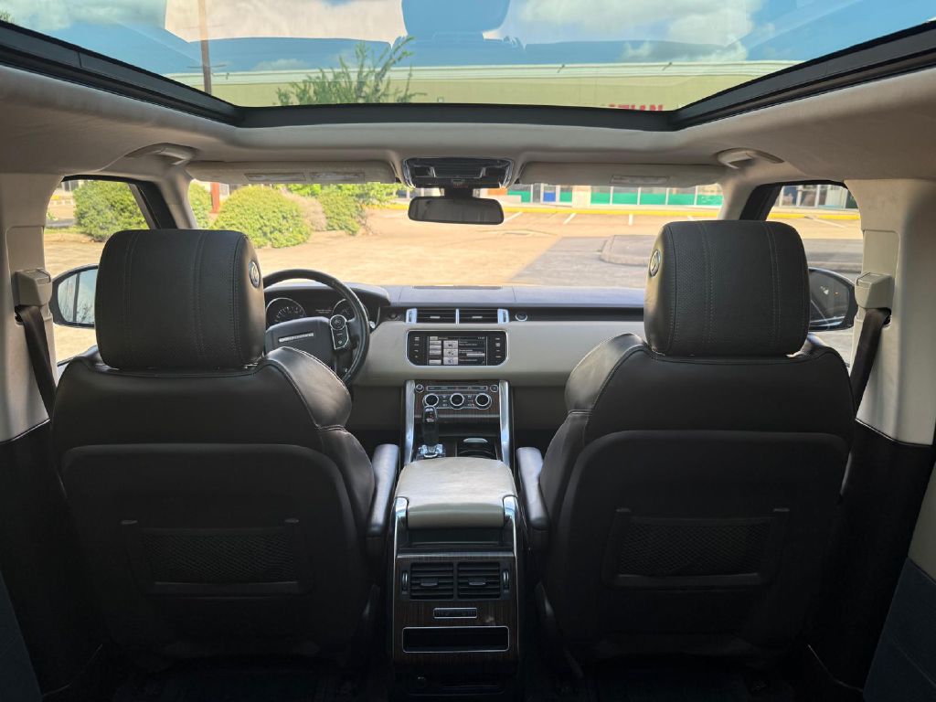 Photo 16 of this LAND ROVER RANGE ROVER SPO