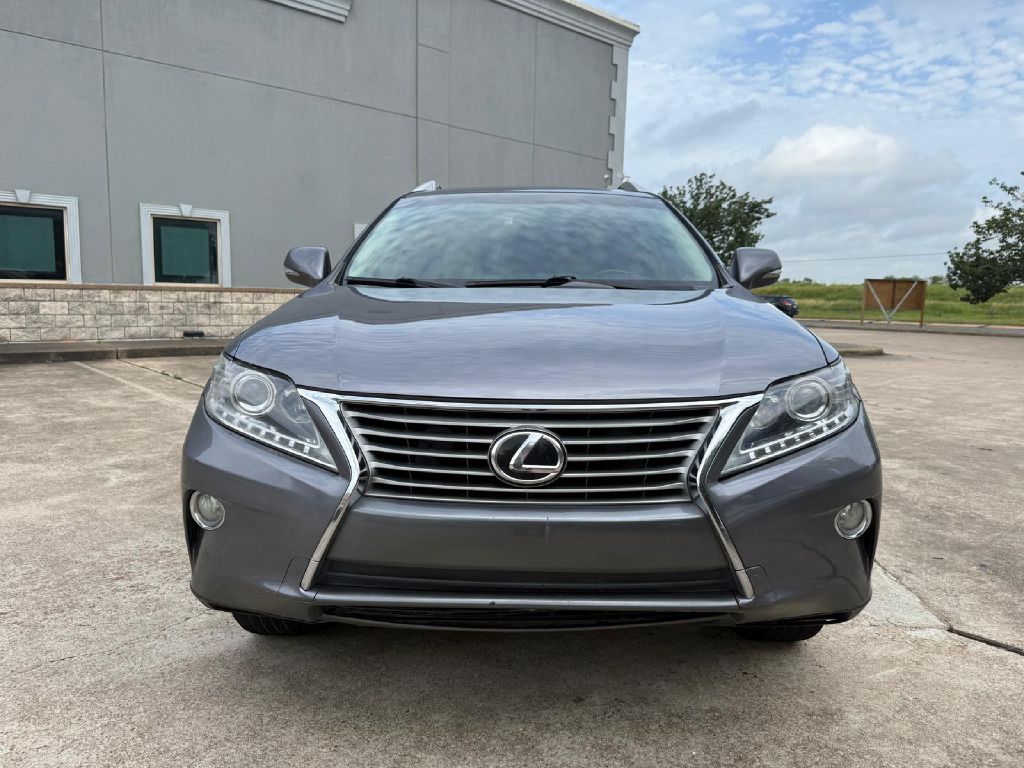 Photo 8 of this LEXUS RX