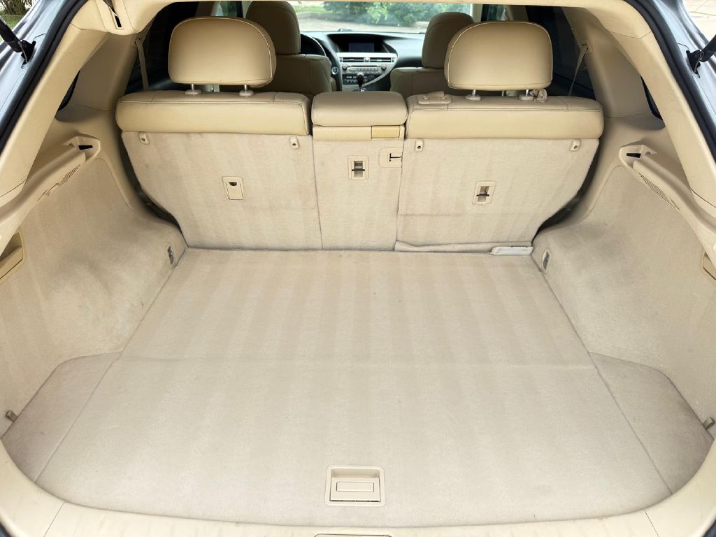 Photo 15 of this LEXUS RX