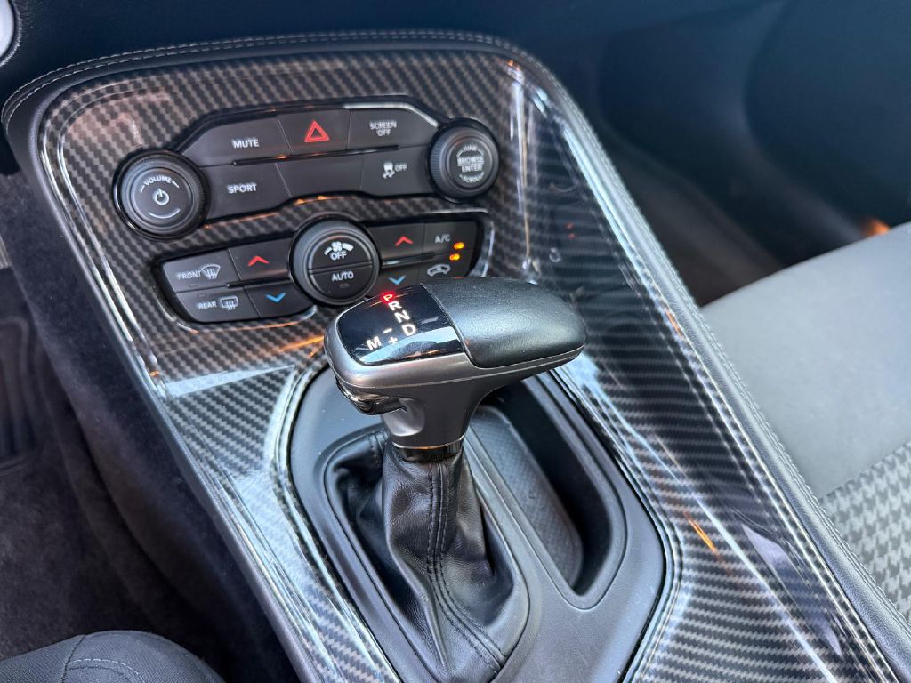 Photo 14 of this DODGE CHALLENGER