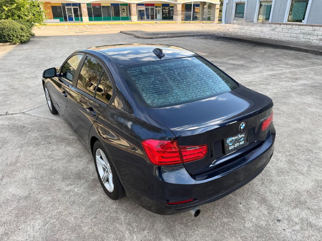 Photo 6 of this BMW 320