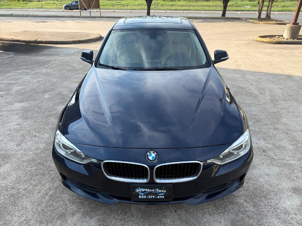 Photo 10 of this BMW 320