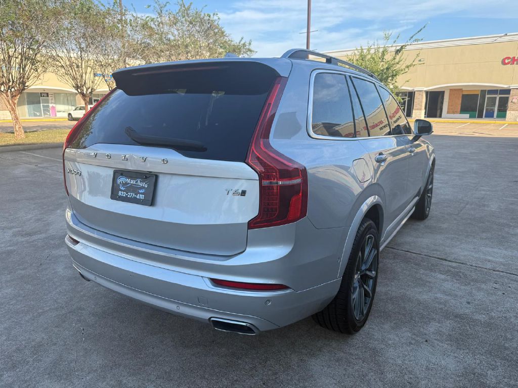 Photo 4 of this VOLVO XC90