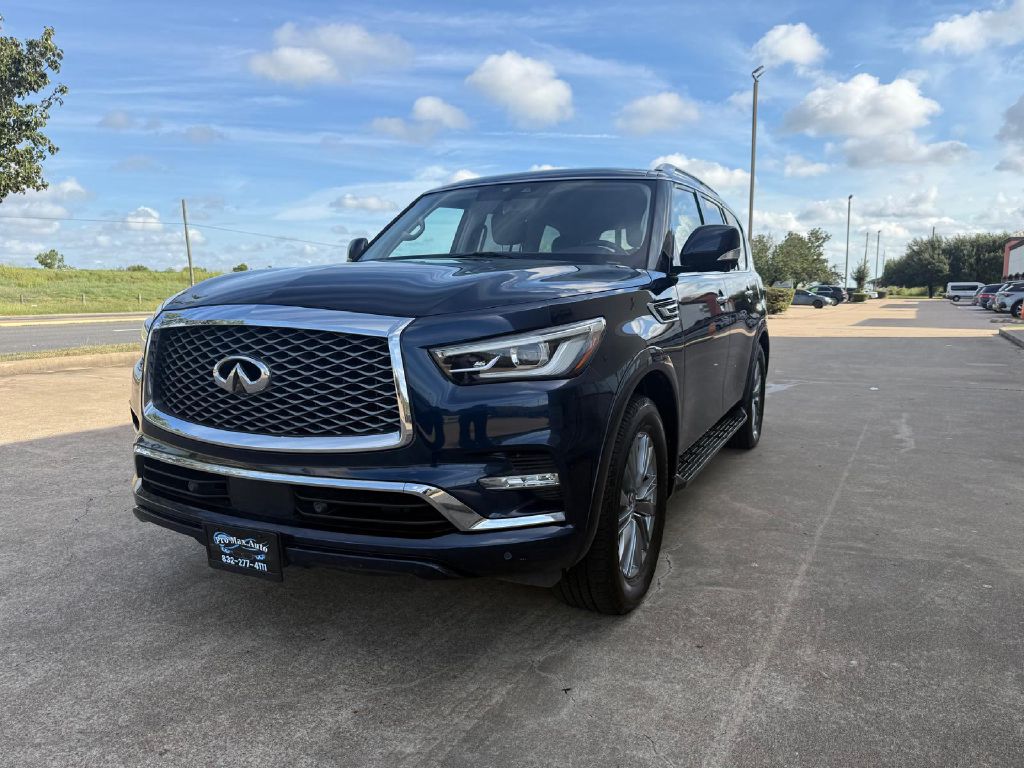 Photo 9 of this INFINITI QX80