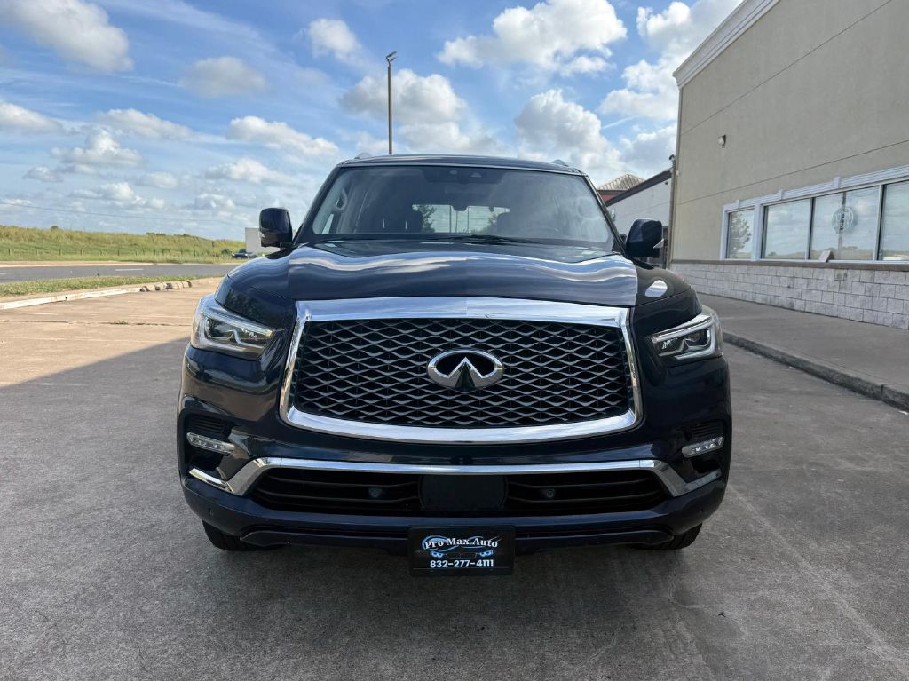 Photo 10 of this INFINITI QX80
