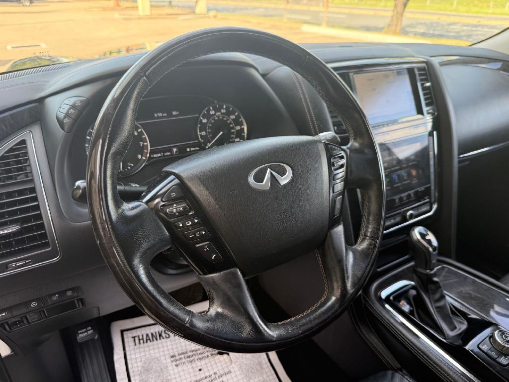 Photo 17 of this INFINITI QX80