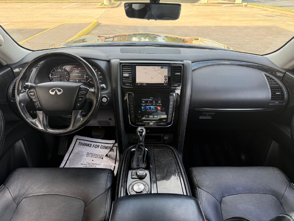 Photo 27 of this INFINITI QX80