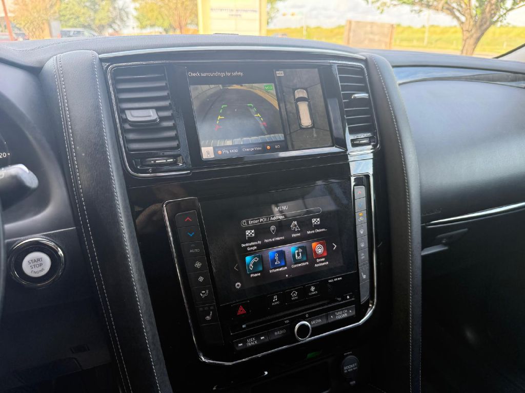 Photo 29 of this INFINITI QX80
