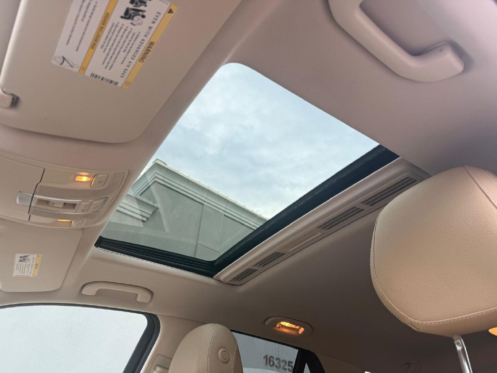 Photo 17 of this MERCEDES-BENZ GLE