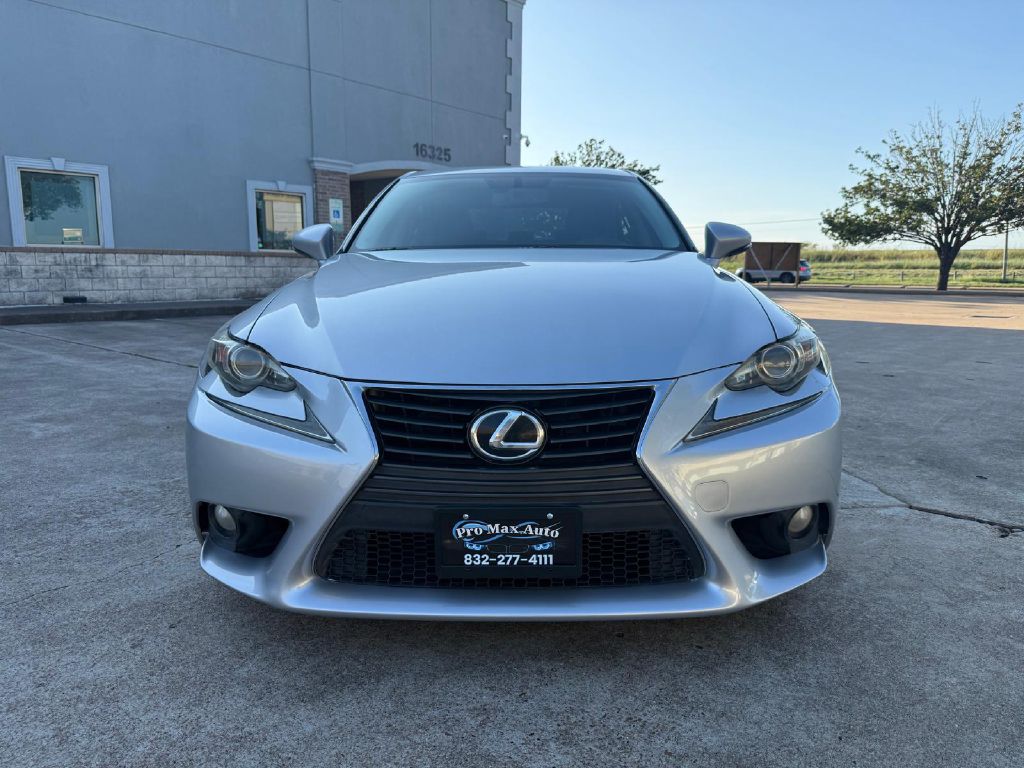 Photo 11 of this LEXUS IS