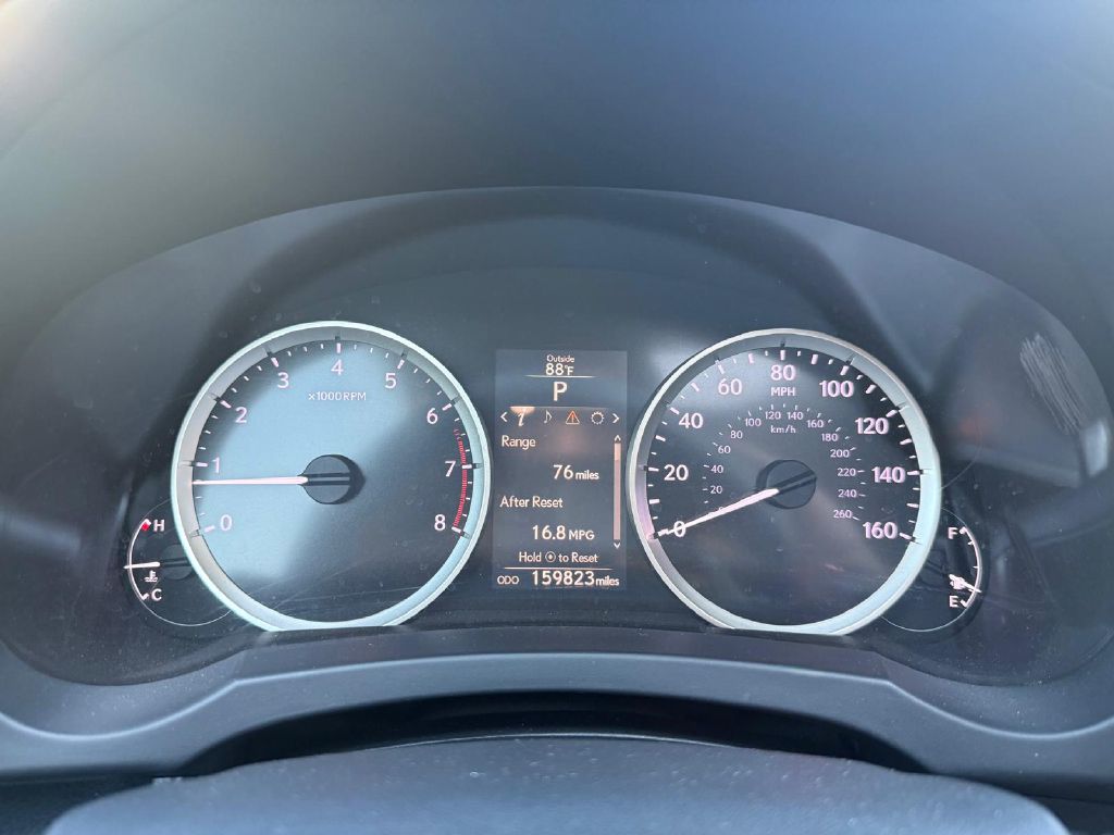 Photo 25 of this LEXUS IS