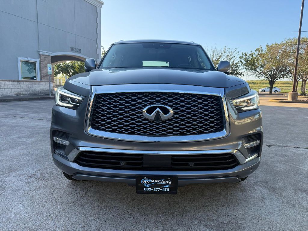 Photo 11 of this INFINITI QX80