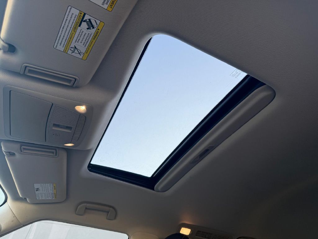 Photo 16 of this INFINITI QX80