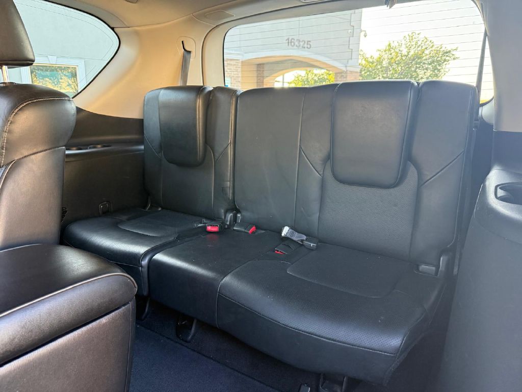 Photo 20 of this INFINITI QX80